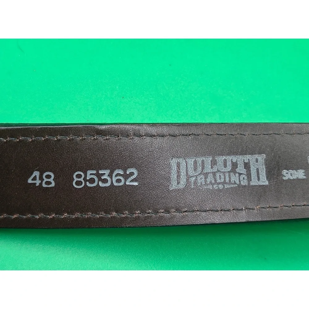 Duluth Trading Co Mens Brown Leather Lifetime Belt Solid Brass Buckle 48 85362